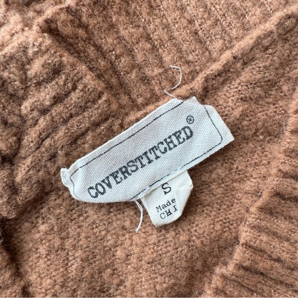 ✨ Coverstitched Tan Fuzzy Soft Sweater w/ Keyhole Cutout - Picture 3 of 6